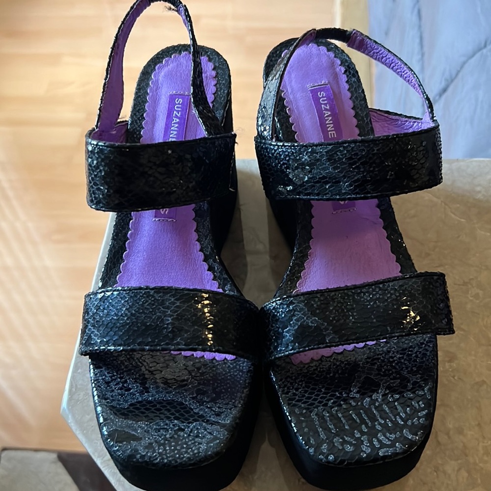 Suzanne Somers platform wedge sandals
